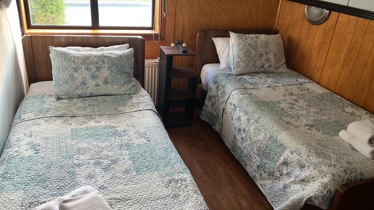 Hostal Victoria Punta Arenas Ngoại thất bức ảnh