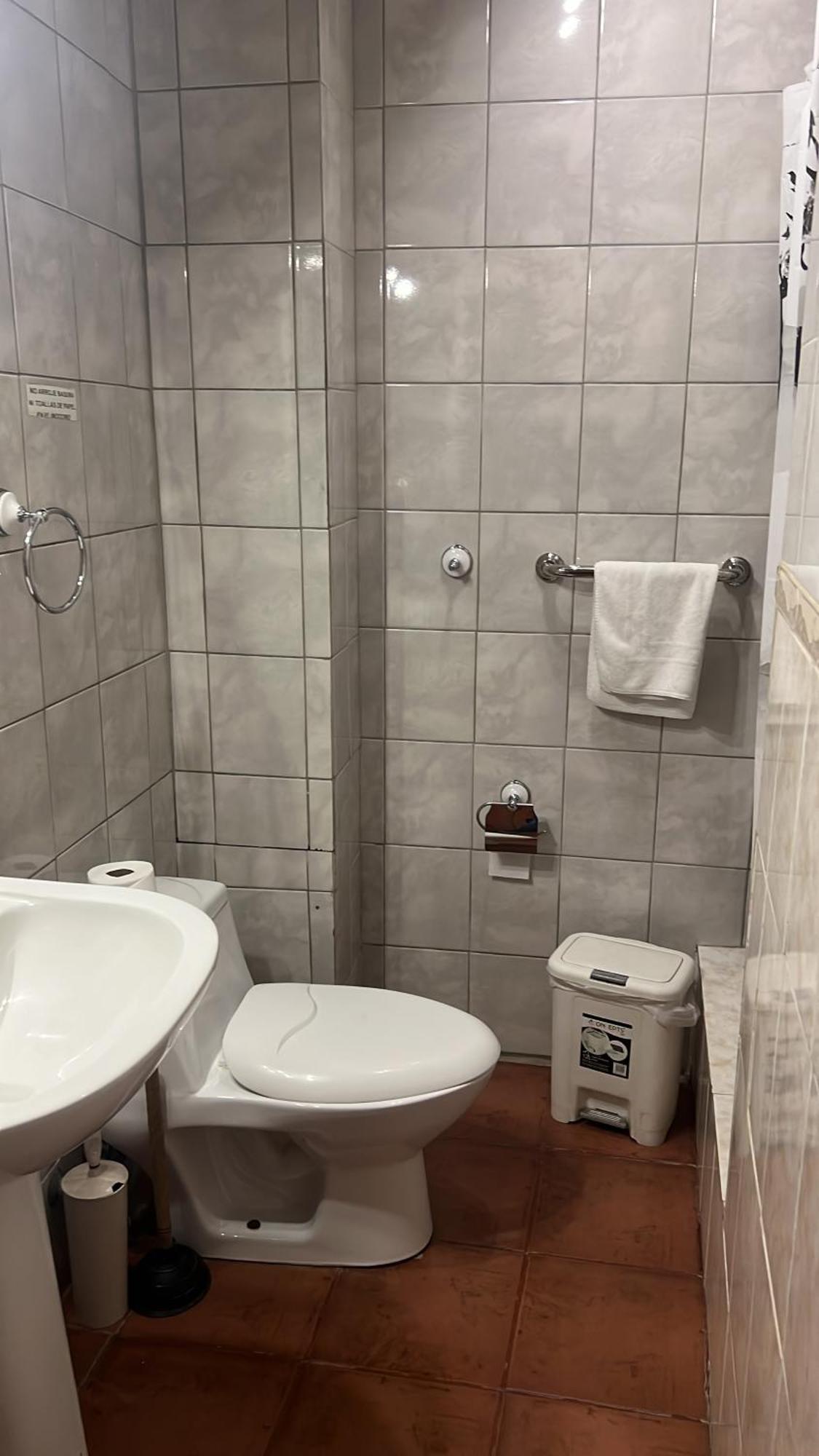 Hostal Victoria Punta Arenas Ngoại thất bức ảnh