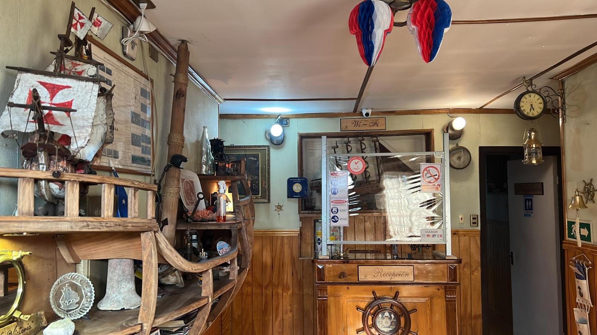 Hostal Victoria Punta Arenas Ngoại thất bức ảnh