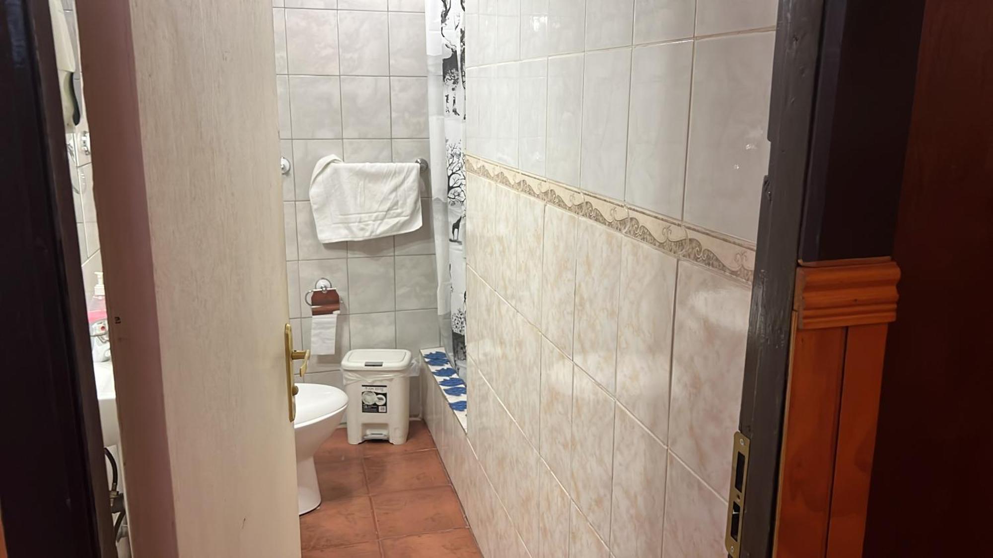 Hostal Victoria Punta Arenas Ngoại thất bức ảnh