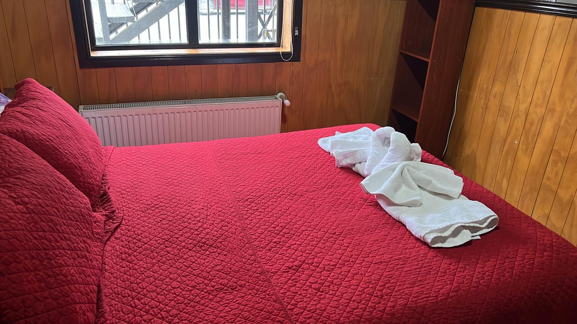 Hostal Victoria Punta Arenas Ngoại thất bức ảnh